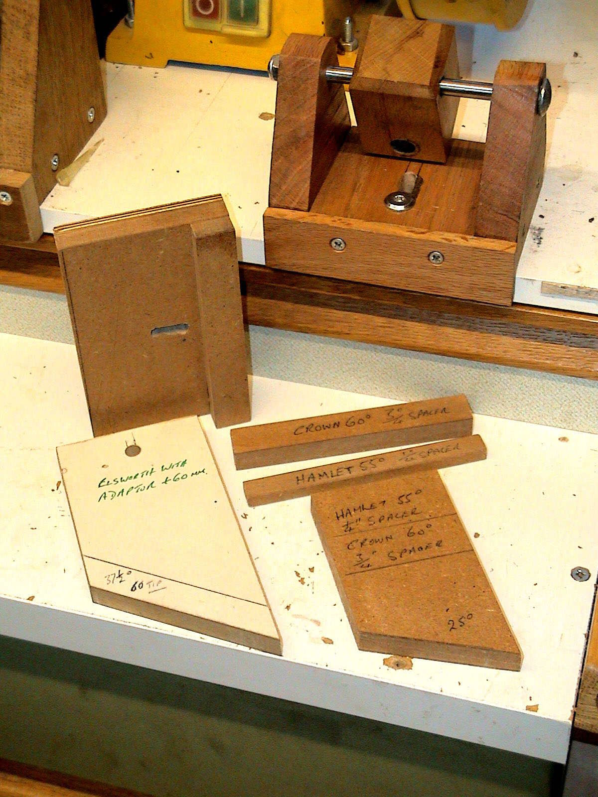 Using the gouge sharpening jig UK